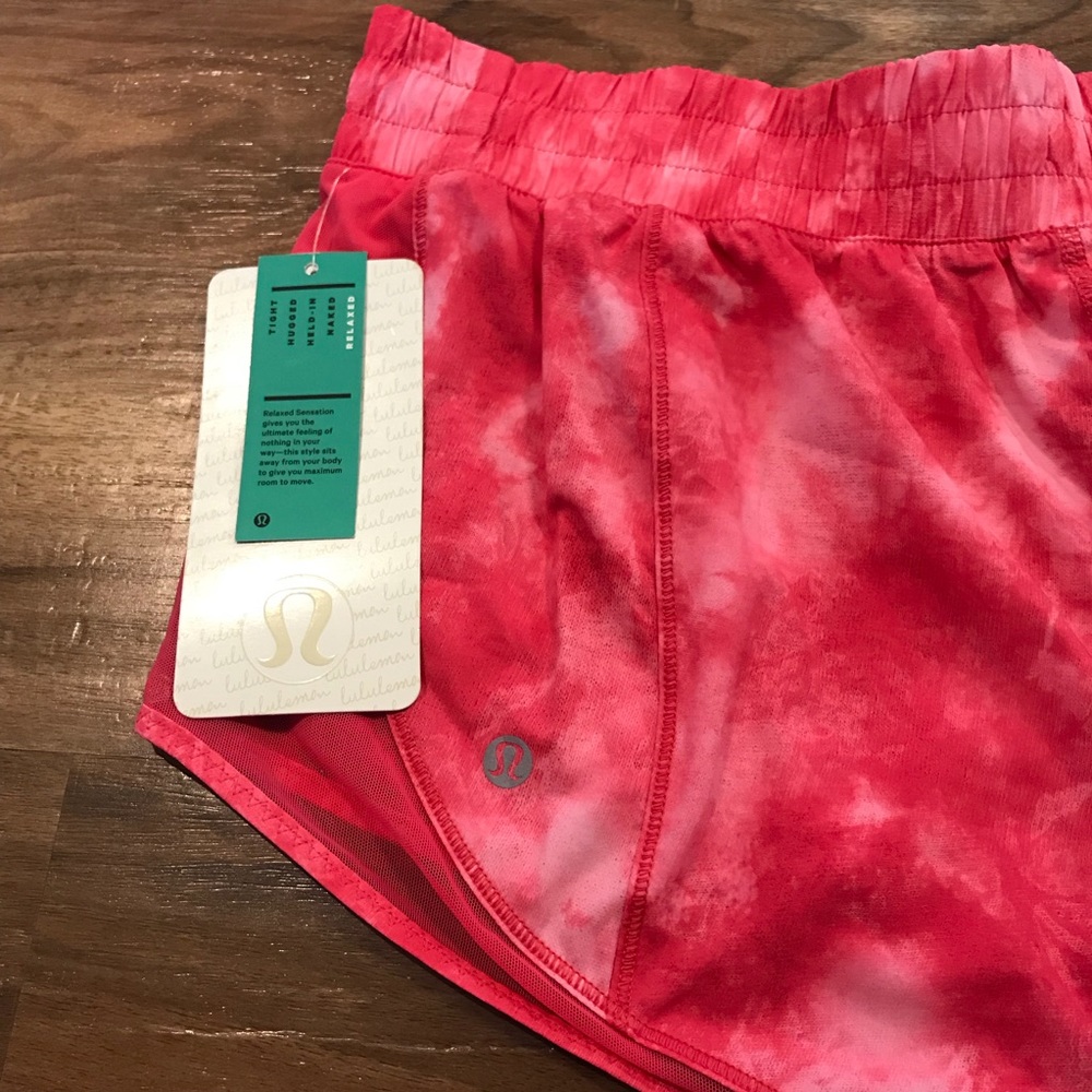 Lululemon NWT tie dye shorts - Picture 3 of 3